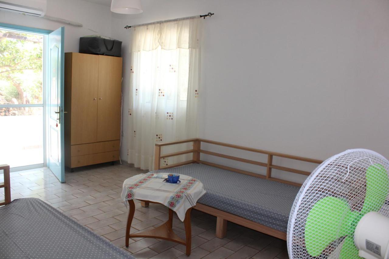 פרמאנה Aaron Apartments מראה חיצוני תמונה