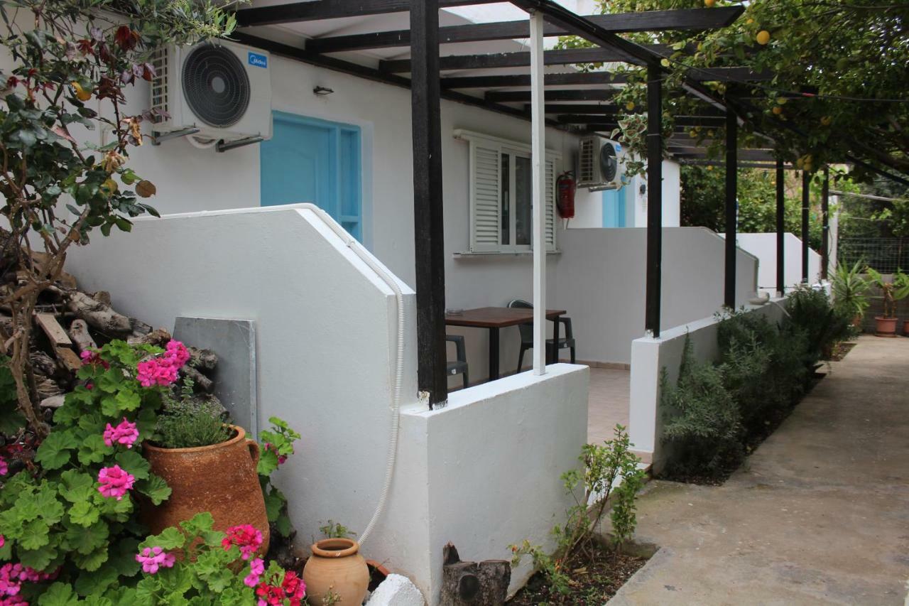 פרמאנה Aaron Apartments מראה חיצוני תמונה